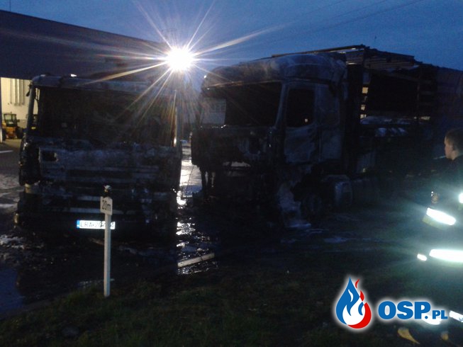 Pożar samochodów ciężarowych. OSP Ochotnicza Straż Pożarna