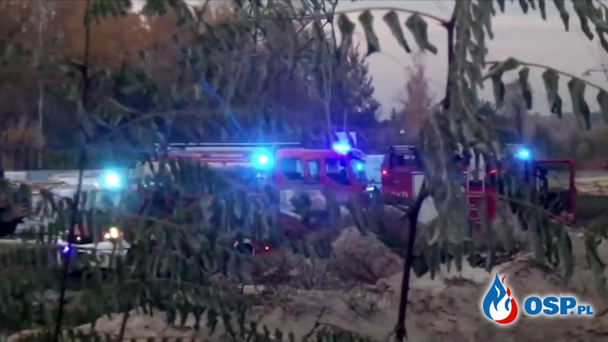 Pracownik zginął pod zawalonym stropem. Tragedia na budowie pod Warszawą. OSP Ochotnicza Straż Pożarna