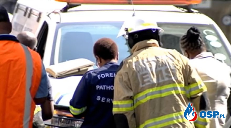 3 strażaków zginęło w pożarze rządowego budynku w Afryce OSP Ochotnicza Straż Pożarna