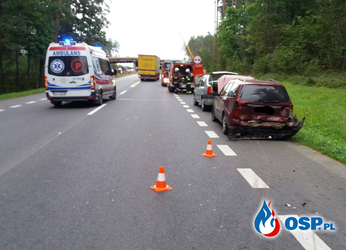 DK16 Naglady-Olsztyn, zderzenie 3 samochodów osobowych OSP Ochotnicza Straż Pożarna