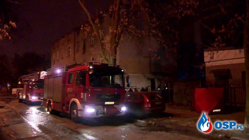 Pożar kamienicy w Łodzi. Jedna osoba nie żyje, wiele ewakuowano. OSP Ochotnicza Straż Pożarna