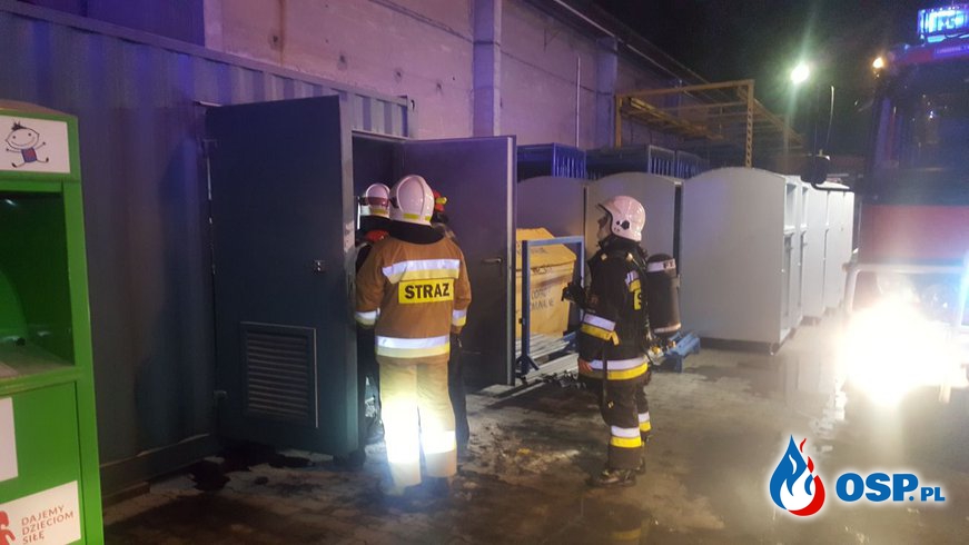 Pożar w zakładzie BOEM w m. Mirosławice (gm.Trzebiatów) OSP Ochotnicza Straż Pożarna