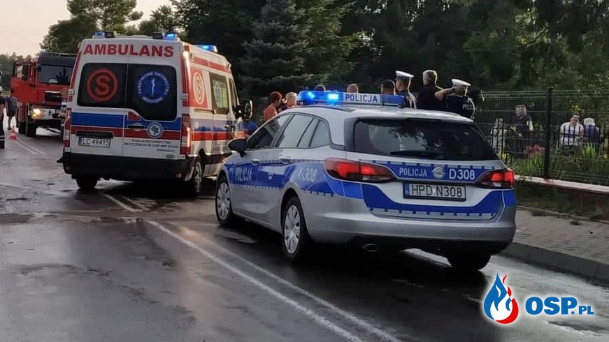 Wypadek strażaków OSP w drodze do akcji. Dwóch druhów trafiło do szpitala. OSP Ochotnicza Straż Pożarna