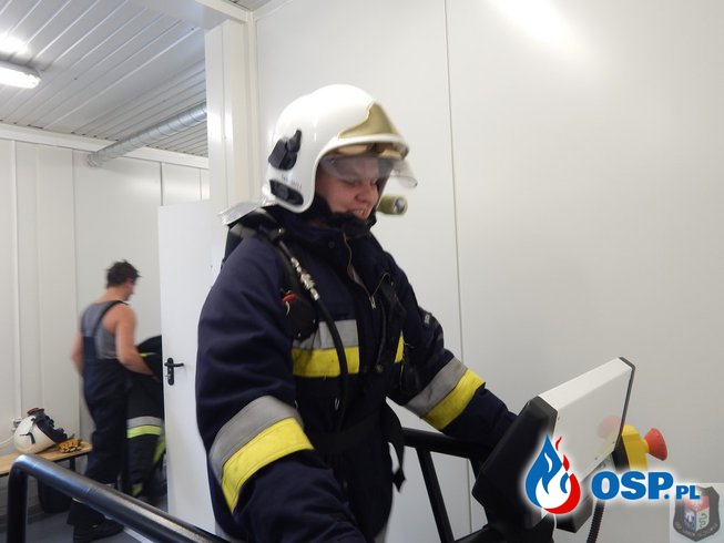 Ćwiczenia w komorze dymowej, Krosno, 13.11.2016 OSP Ochotnicza Straż Pożarna