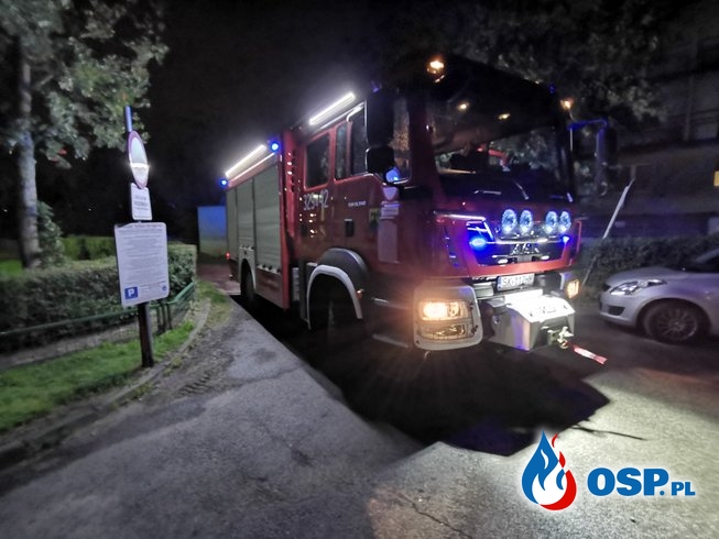 Katowice: Otwarcie mieszkania na prośbę policji OSP Ochotnicza Straż Pożarna