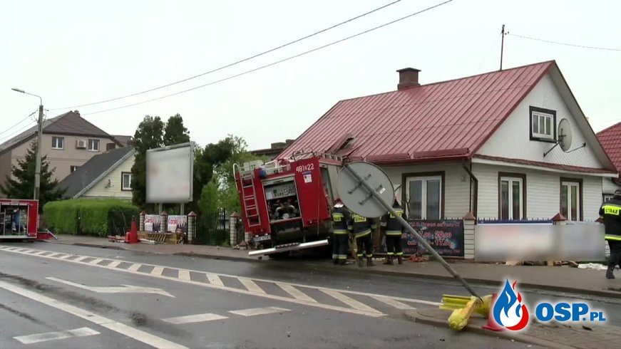 Nowe informacje po wypadku wozu bojowego w Sokółce. Wiadomo, co ze zdrowiem strażaków. OSP Ochotnicza Straż Pożarna
