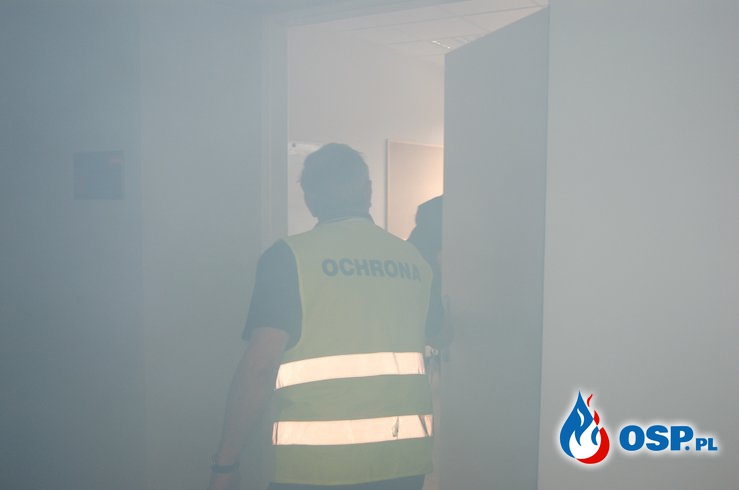 Ćwiczenia w Amice – ewakuacja budynku biurowego OSP Ochotnicza Straż Pożarna