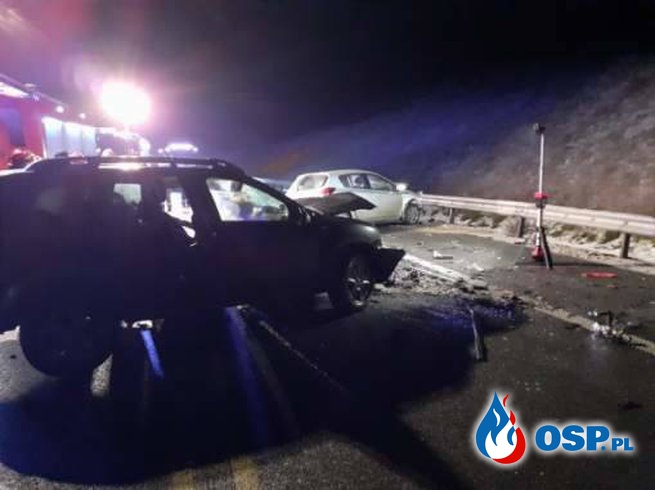 Strażak OSP zginął w wypadku na Zakopiance. Dwie osoby trafiły do szpitala. OSP Ochotnicza Straż Pożarna