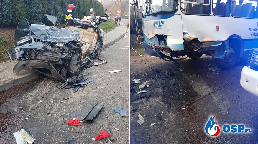 Czołowy wypadek samochodu osobowego z autobusem PKS. OSP Ochotnicza Straż Pożarna