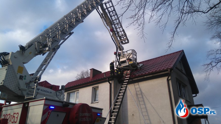 Pożar dachu w Unieszewie OSP Ochotnicza Straż Pożarna