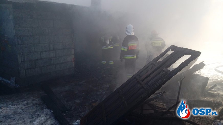 Miękoszyn: Pożar budynków gospodarczych OSP Ochotnicza Straż Pożarna