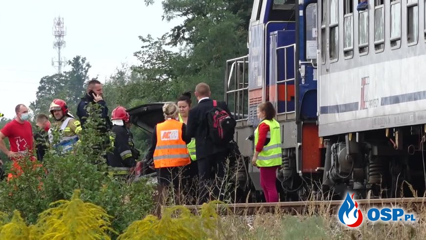 29-letni policjant zginął w wypadku na przejeździe kolejowym. OSP Ochotnicza Straż Pożarna