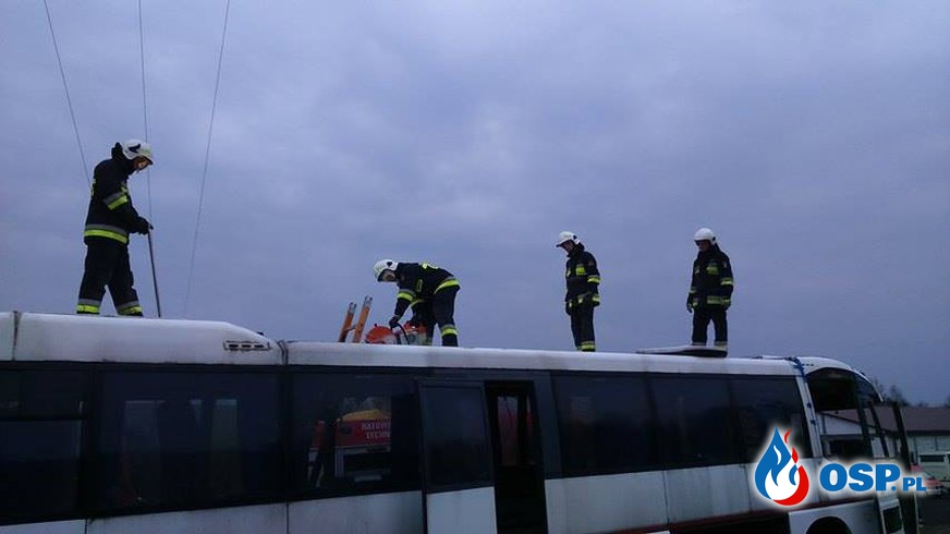 Ćwiczenia na Autobusie OSP Ochotnicza Straż Pożarna