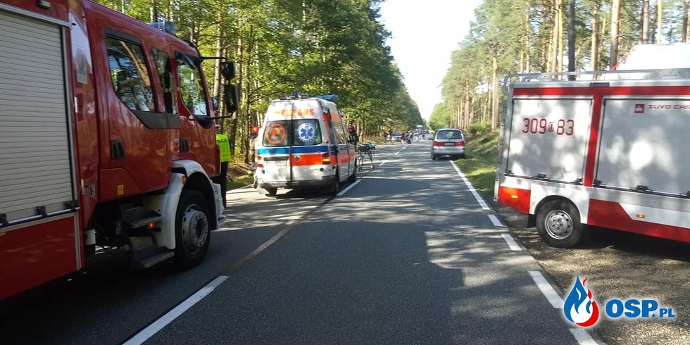 Kobieta zginęła w wypadku motocykla i osobówki pod Opolem. OSP Ochotnicza Straż Pożarna