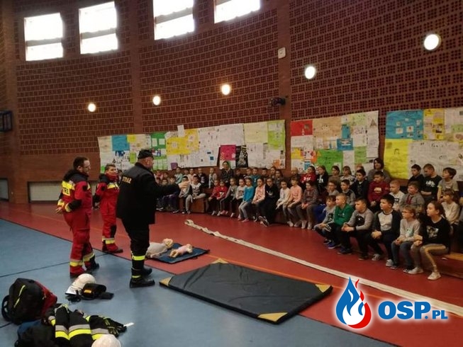 Biezdrowo – pokazy w szkole OSP Ochotnicza Straż Pożarna