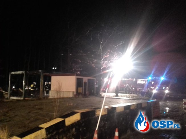 Pożar blaszanego baraku OSP Ochotnicza Straż Pożarna