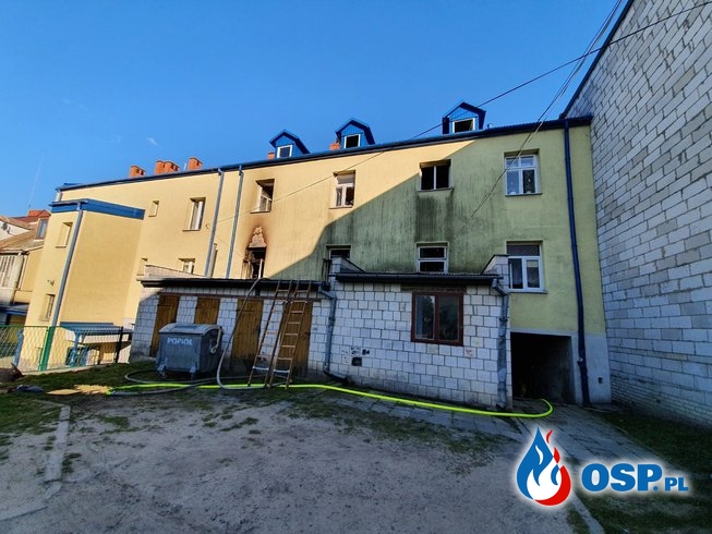 61-letni mężczyzna zginął w pożarze mieszkania w Szczebrzeszynie OSP Ochotnicza Straż Pożarna