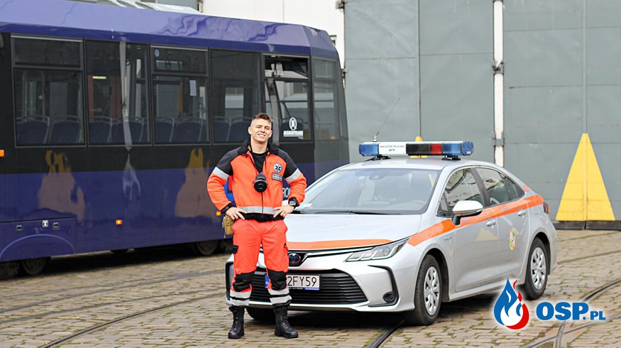 MPK we Wrocławiu zatrudniło ratownika medycznego. Będzie wyjeżdżał do wypadków komunikacyjnych. OSP Ochotnicza Straż Pożarna