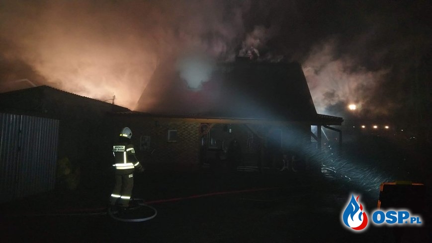 Bracia wracali z sylwestrowej imprezy, uratowali rodzinę z płonącego domu OSP Ochotnicza Straż Pożarna