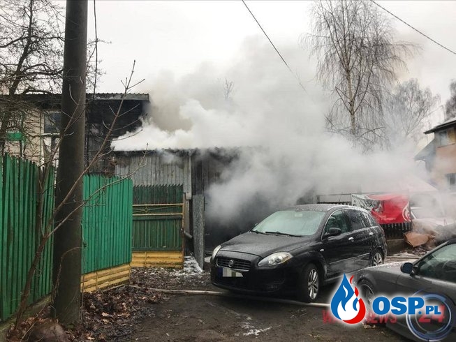Groźny pożar warsztatu samochodowego w Pruszkowie OSP Ochotnicza Straż Pożarna