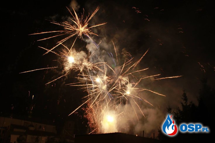 Bezpiecznego Nowego Roku - noworoczny pokaz sztucznych ogni OSP Ochotnicza Straż Pożarna