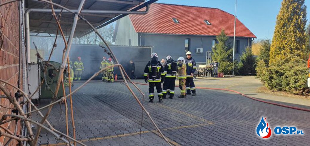 Nowa Wieś – pożar filtrów OSP Ochotnicza Straż Pożarna