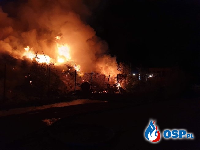 Pożar składowiska odpadów na warszawskiej Woli OSP Ochotnicza Straż Pożarna