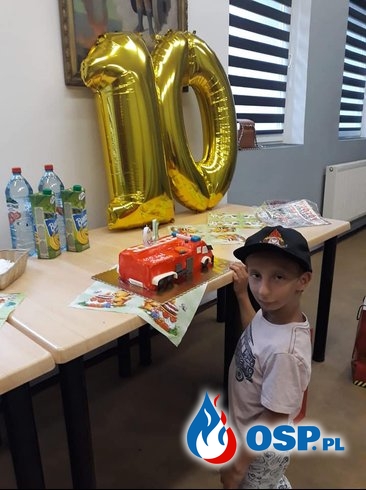 Wyjątkowe urodziny 10-letniego Bartka w remizie OSP Żory OSP Ochotnicza Straż Pożarna