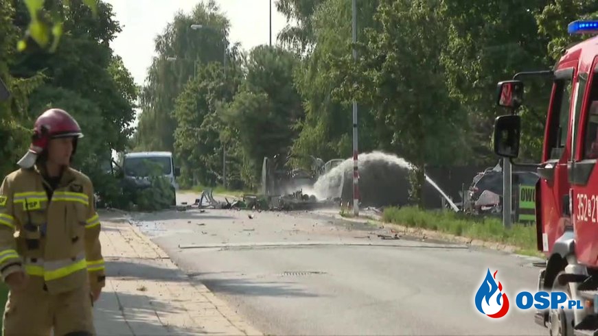 Wciąż trwa akcja po wybuchu w Częstochowie. Ewakuowani nie wrócili na noc do domów. OSP Ochotnicza Straż Pożarna
