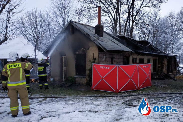 Tragiczny pożar domu w Dachnowie. Zginął 43-latek. OSP Ochotnicza Straż Pożarna