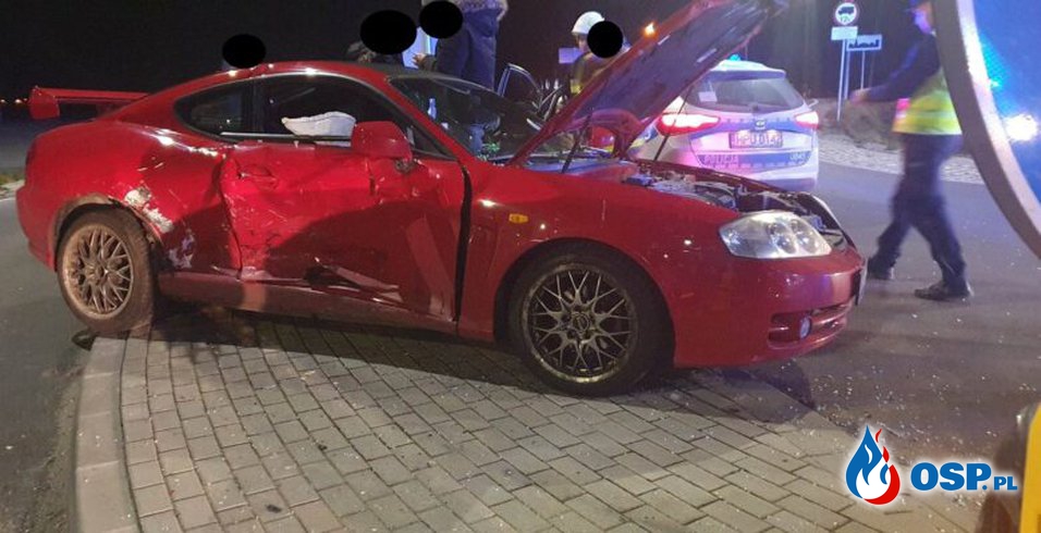 Stróżki – zderzenie dwóch samochodów, jedna osoba poszkodowana OSP Ochotnicza Straż Pożarna