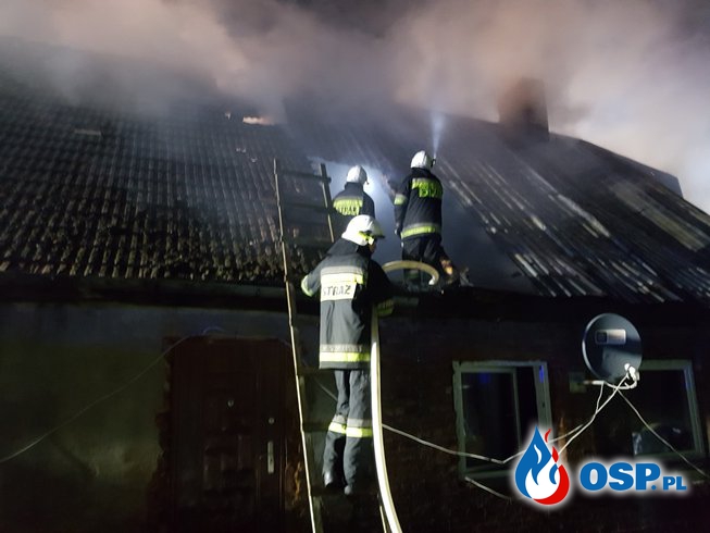 12-11-2018 (wtorek) Pożar poddasza domu wielorodzinnegoPodgóry OSP Ochotnicza Straż Pożarna