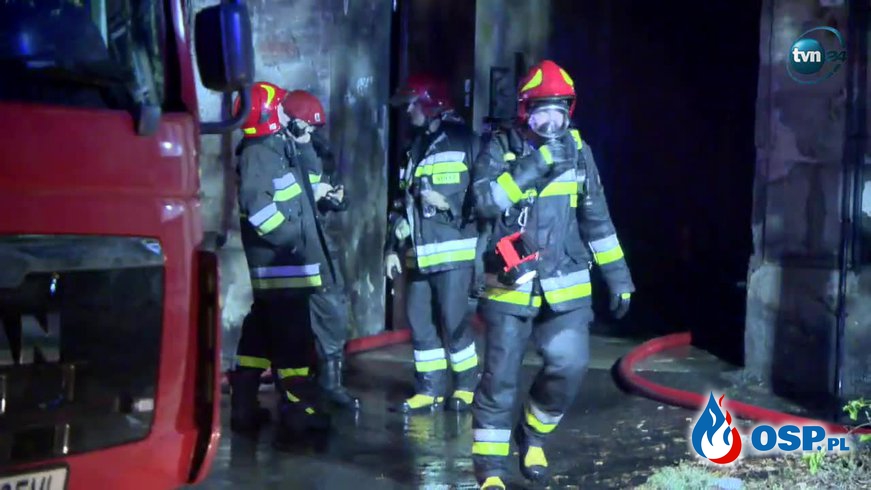 Dwie osoby ranne po pożarze kamienicy w Łodzi OSP Ochotnicza Straż Pożarna