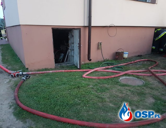 Pożar piwnicy w Dobrowie OSP Ochotnicza Straż Pożarna