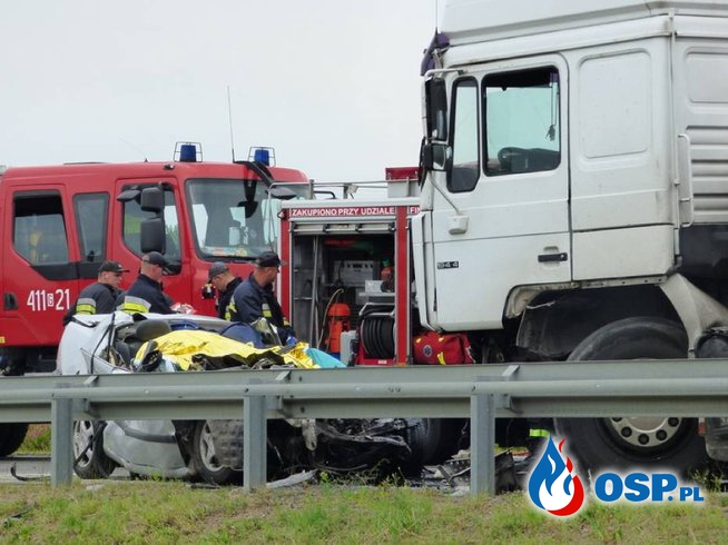 Trzy osoby zginęły w wypadku na obwodnicy Chojnic. OSP Ochotnicza Straż Pożarna