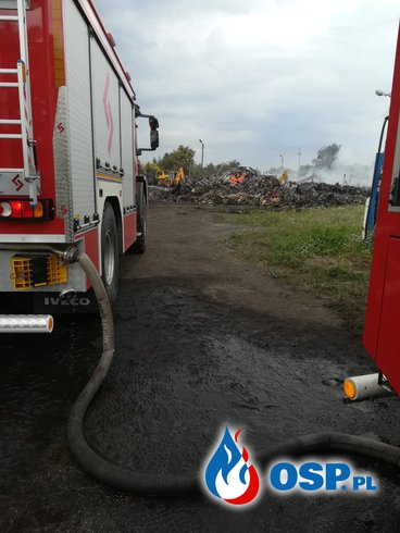 Pożar nielegalnego wysypiska śmieci w Dąbrowie k.Opola OSP Ochotnicza Straż Pożarna