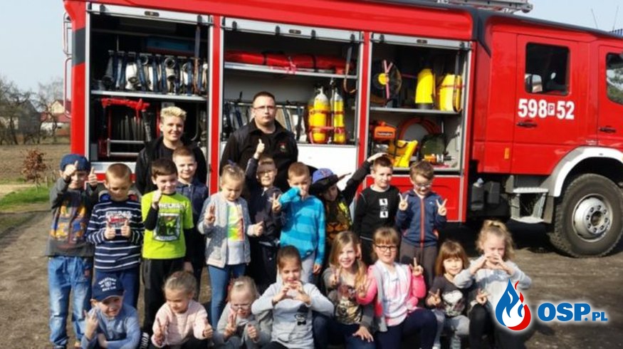 Strażacy odwiedzili dzieci w Szkole Podstawowej w Nowej Wsi OSP Ochotnicza Straż Pożarna