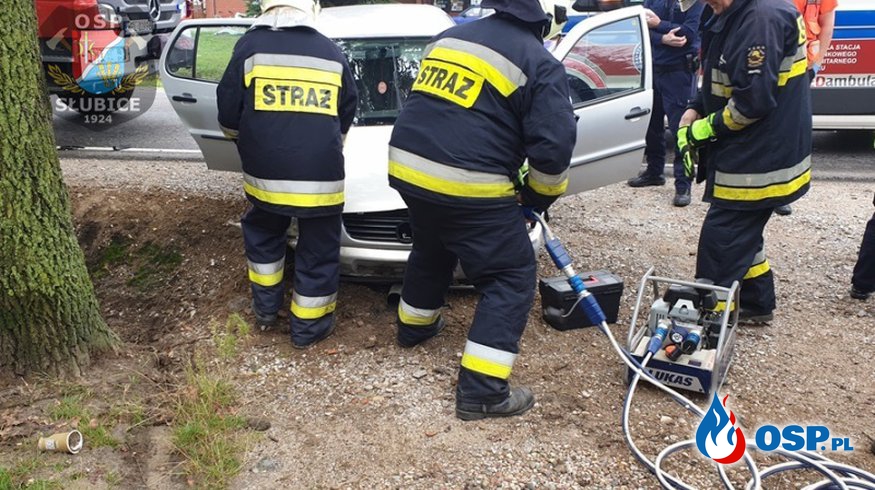 Zderzenie dwóch samochodów osobowych OSP Ochotnicza Straż Pożarna