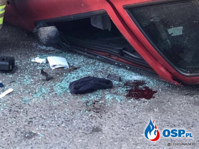 Wypadek samochodu osobowego w miejscowości Krzymów OSP Ochotnicza Straż Pożarna