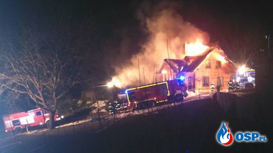 Pożar drewnianego domu w Czarnorzekach OSP Ochotnicza Straż Pożarna