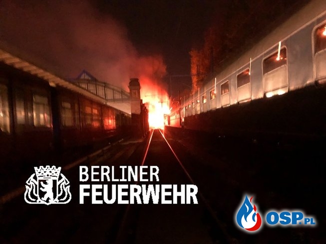 Pożar pociągu z kibicami w Berlinie. Cztery osoby ranne. OSP Ochotnicza Straż Pożarna