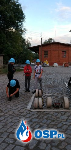 Przygotowania "Młodzieżówki" do zawodów OSP Ochotnicza Straż Pożarna