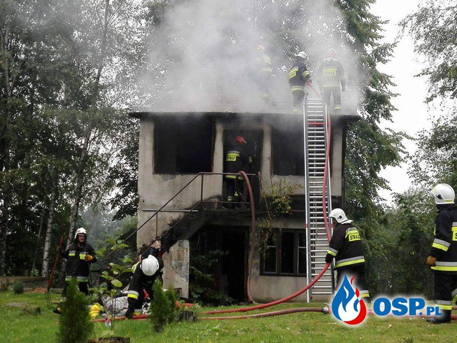 Pożar pustostanu na ul.Polnej w Sieprawiu OSP Ochotnicza Straż Pożarna