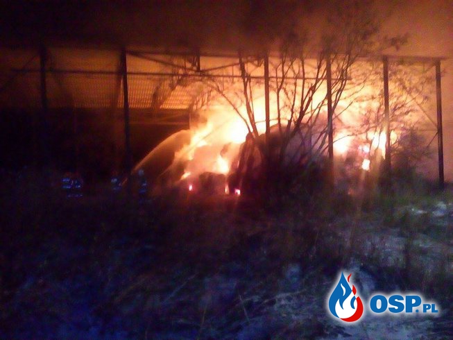 Pożar słomy w Chrustowie. OSP Ochotnicza Straż Pożarna