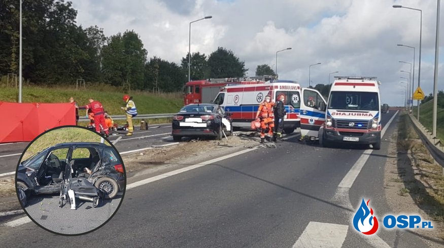 4 osoby zginęły w zderzeniu dwóch samochodów. Tragiczny wypadek w Olecku. OSP Ochotnicza Straż Pożarna