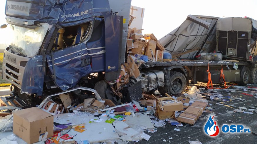 Autostrada A2 - wypadek pojazdu ciężarowego OSP Ochotnicza Straż Pożarna