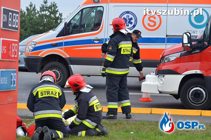 Wypadek w Rynarzewie - zderzenie osobówki i TIR-a na DK nr 5 OSP Ochotnicza Straż Pożarna