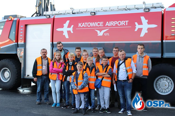 Wizyta w Lotniskowej Straży Pożarnej w Katowice - Pyrzowice. OSP Ochotnicza Straż Pożarna