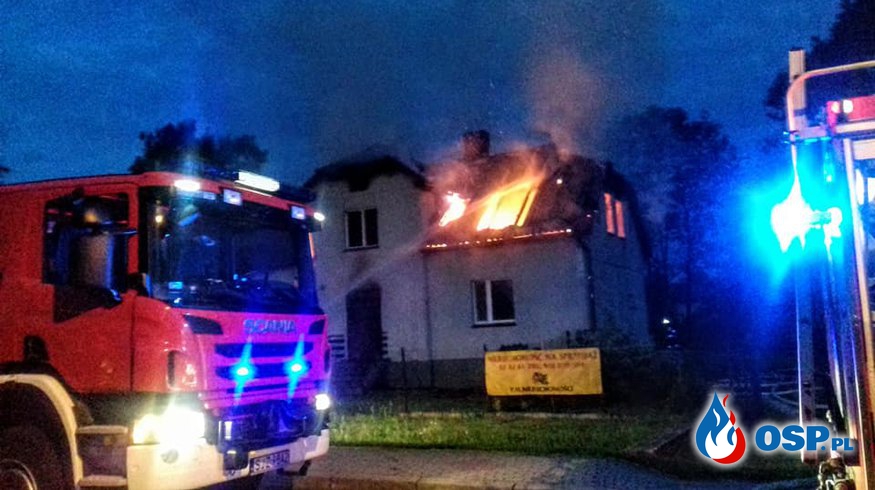Pożar domu w Bziu koło Jastrzębia-Zdroju. OSP Ochotnicza Straż Pożarna