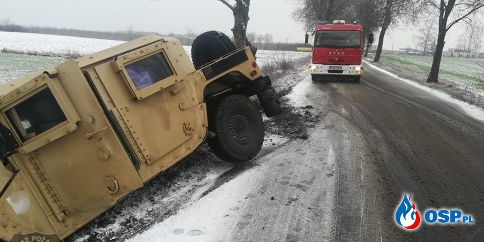 Polska zima zaskoczyła amerykańskich żołnierzy. Pomogli strażacy z OSP Witkowo. OSP Ochotnicza Straż Pożarna